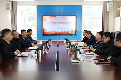全國人大代表主動征集意見，發(fā)揮代表作用